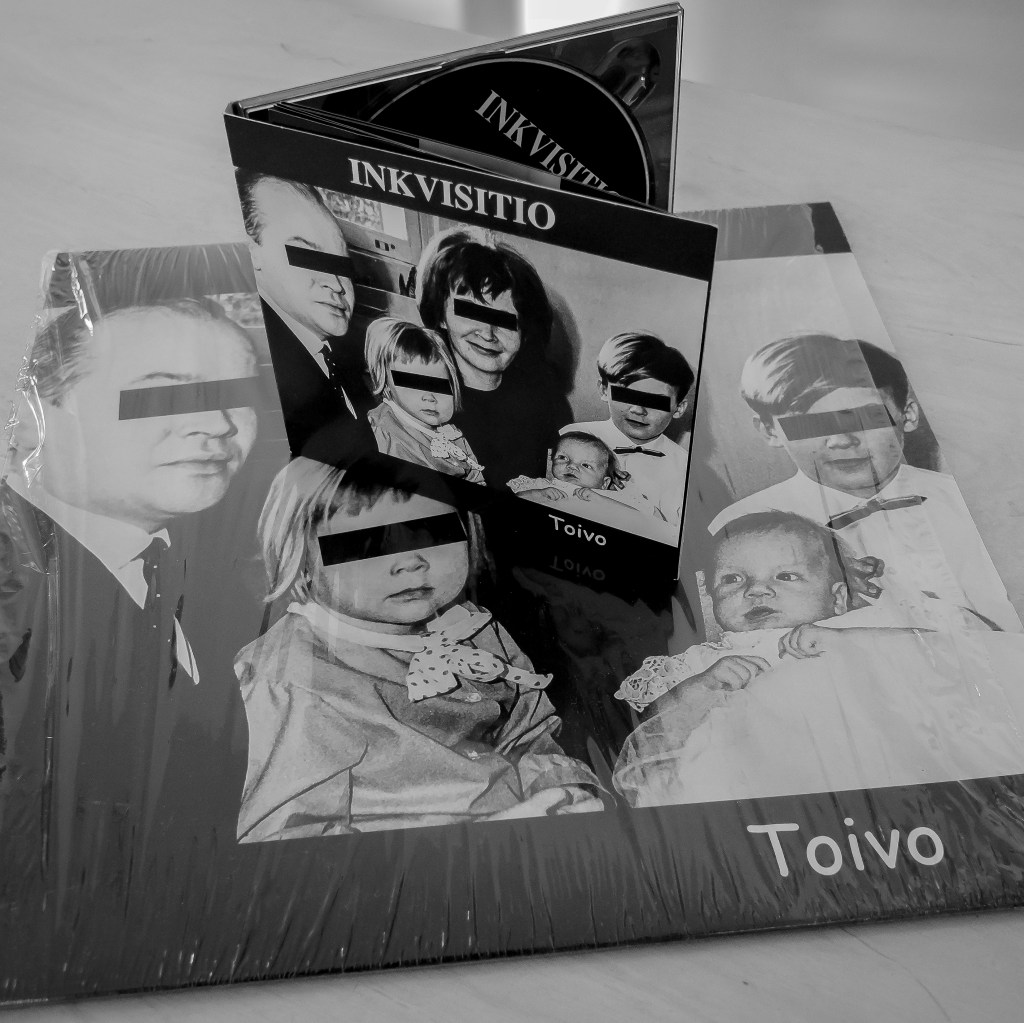 Inkvisition Toivo-albumin kansityö